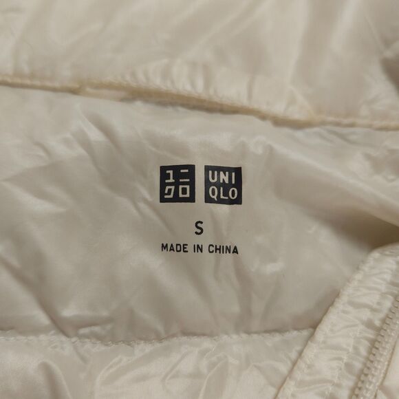 Uniqlo Ultra Light Down Hooded Jacket Womens Small White Packable Puffer Coat - Picture 2 of 13